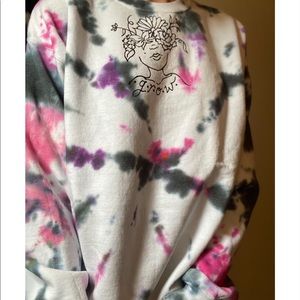 Hand designed crew neck